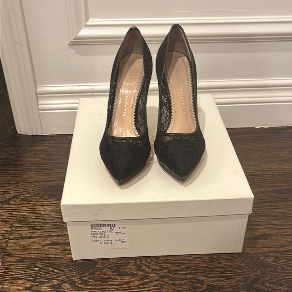 Debbie Elegant Black Lace Pump